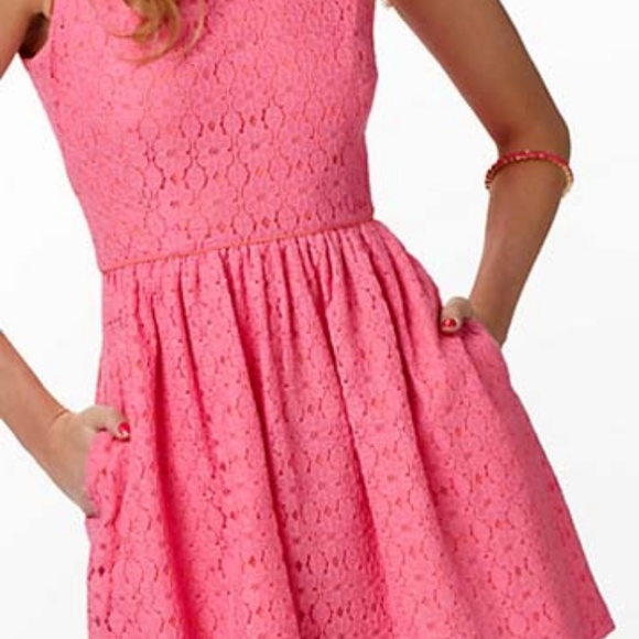 Lilly Pulitzer Dresses & Skirts - NWT Lilly Pulitzer aleesa dress size 12